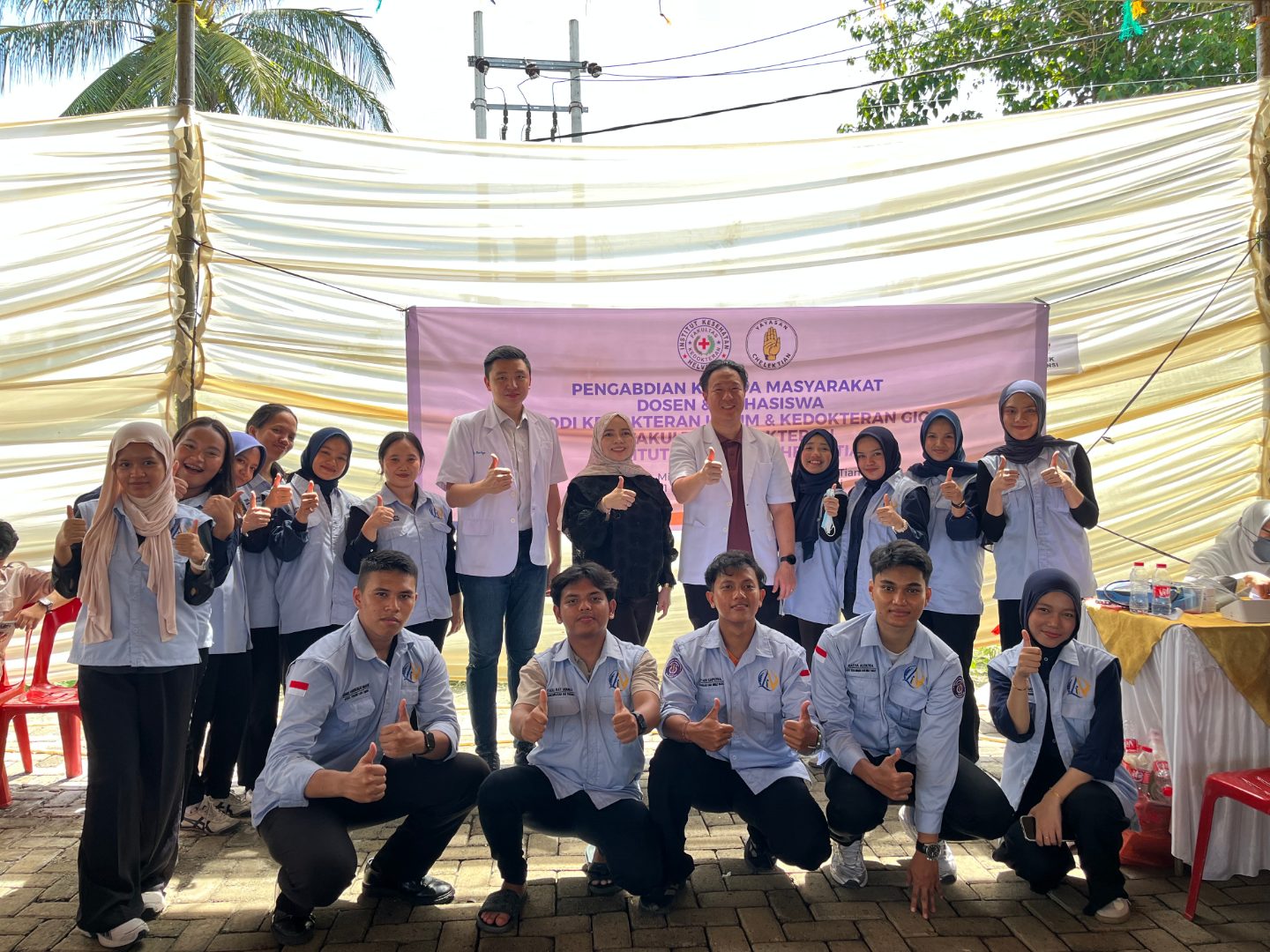 Pengabdian Kepada Masyarakat Mahasiswa dan Dosen Program Studi S1 Kedokteran serta S1 Kedokteran Gigi Institut Kesehatan Helvetia telah dilaksanakan di Vihara Che Lek Tian, Serdang Bedagai,